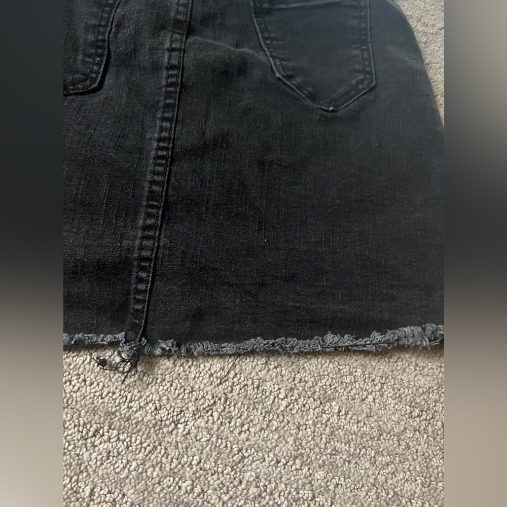 Black denim - high waisted skirt with distressed hem - Picture 3 of 5